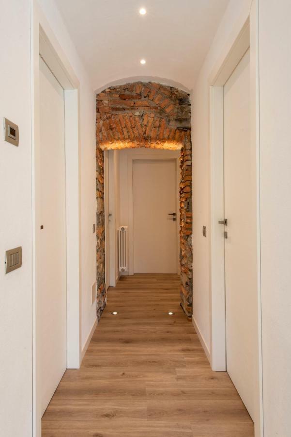 Apartment Old Wall Como Center Dış mekan fotoğraf